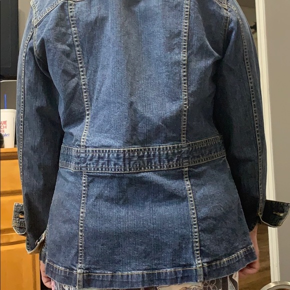 Jean jacket - Picture 2 of 6